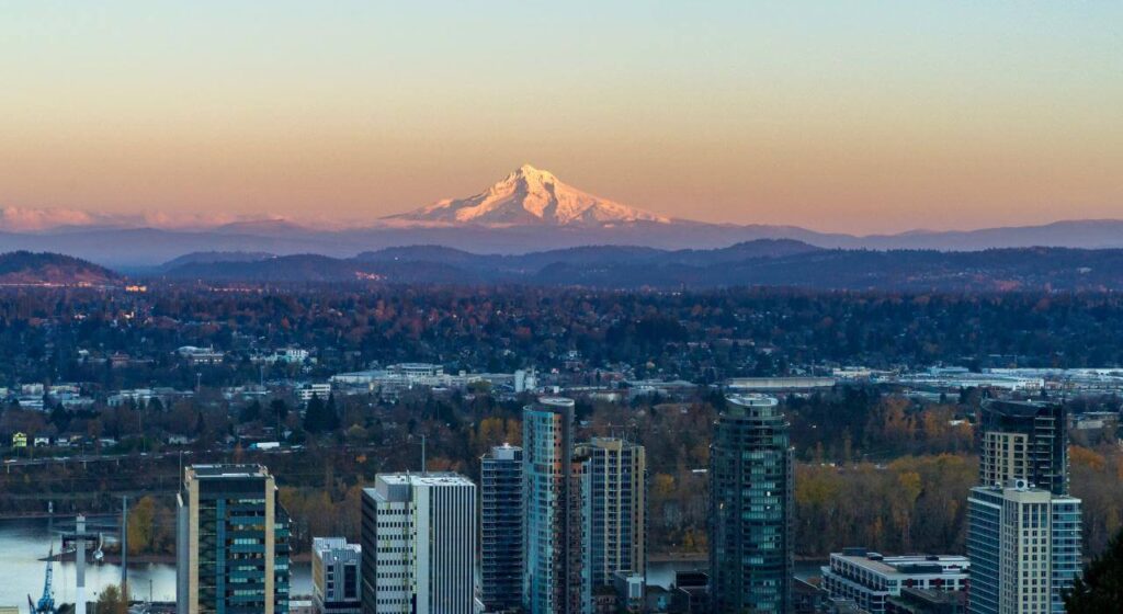 Top Masters in Counseling Programs in Oregon - Campus & Online Options Top Masters in Counseling Programs in Oregon - Campus & Online Options